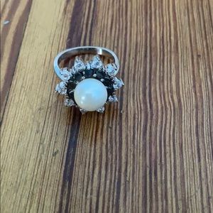 Pearl ring